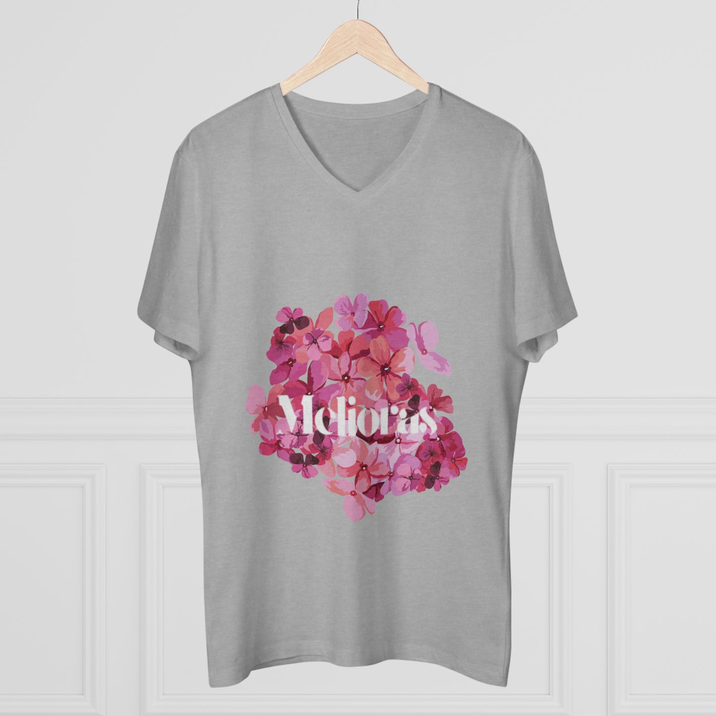 V-Neck Shirt mit floralem Design - ‘Melioras’ Design