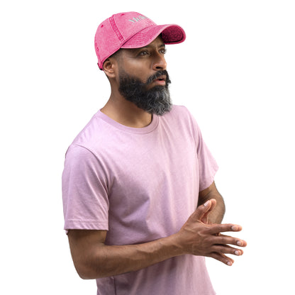 Pinke Unisex Cap mit gebogenem Schirm und gesticktem Logo vorne“