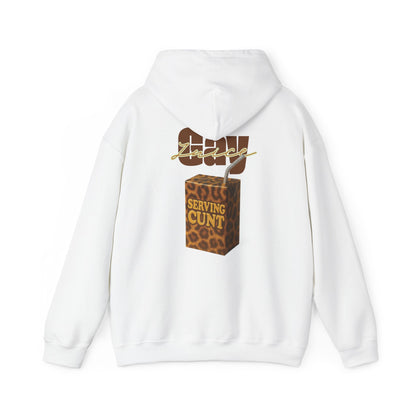 Weißer Hoodie aus Baumwolle mit Kapuze, Kängurutasche und großem Rückenprint – Tetrapack im Leopardenmuster mit Aufschrift Serving Cunt